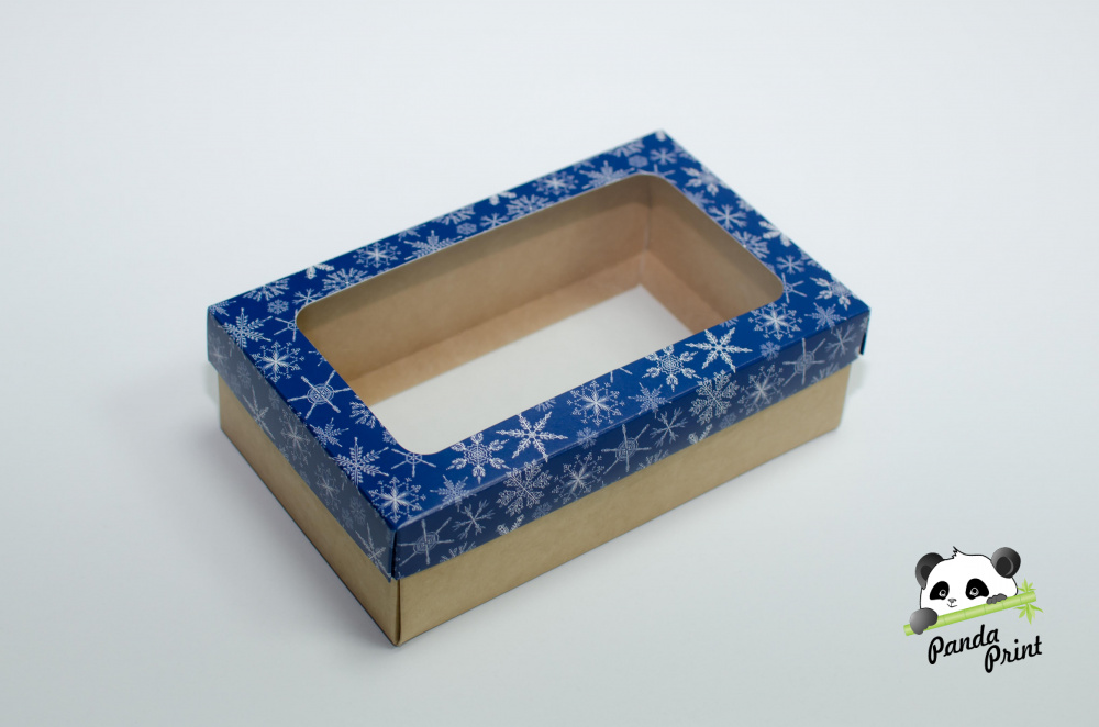 Коробка с прозрачным окном 120х200х60 Снежинки белые на синем фоне (крафт дно)