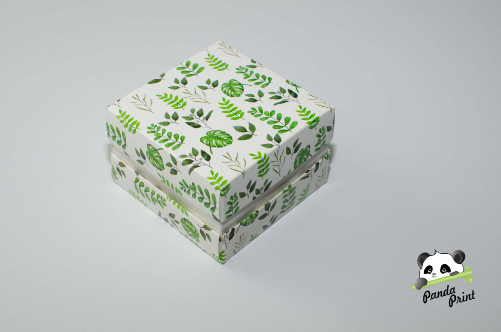 Коробка 120х120х80 с пояском Зеленые листья