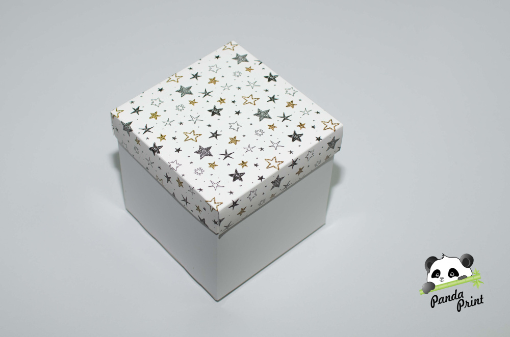 Коробка 150х150х150 Черно-золотые звезды (белое дно)